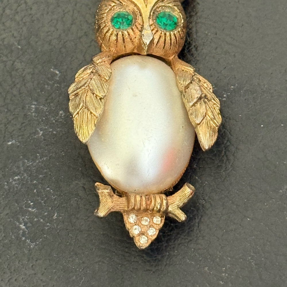 Gold and Cream Owl Brooch